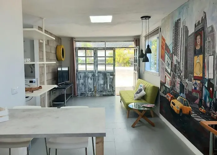 Loft Con Vista Mare 아파트 티아즈